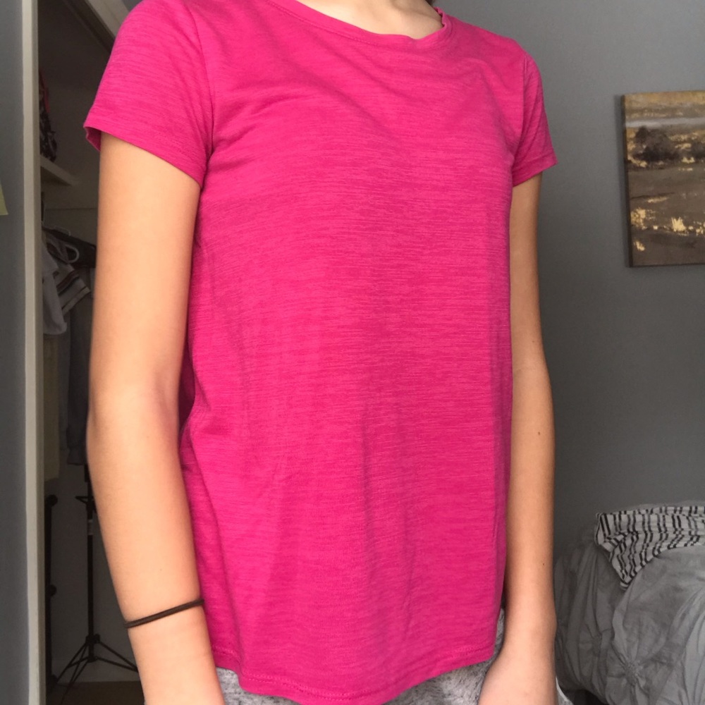 pink workout tee